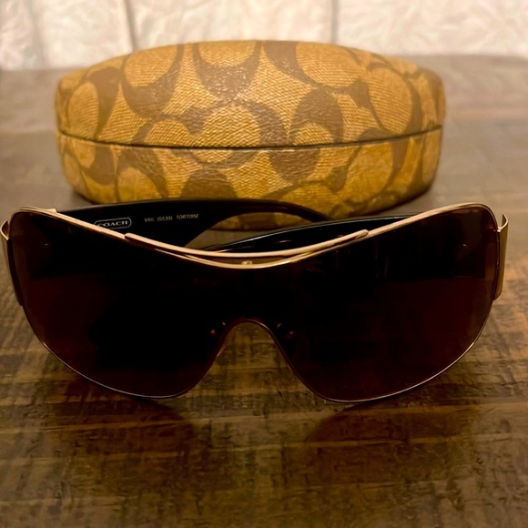 COACH Tortoise Shell Sun ☀️ Glasses - Picture 1 of 2